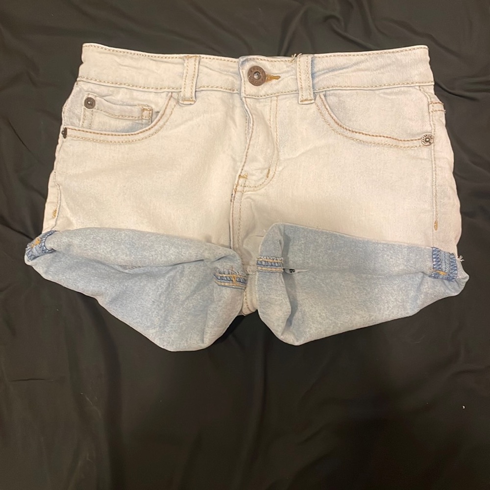 lucky brand girls size 10 light wash denim shorts